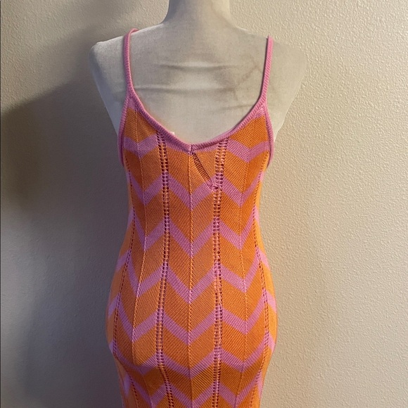 TALULAH - Maxi Dress‎ Pink and Orange - Picture 9 of 10